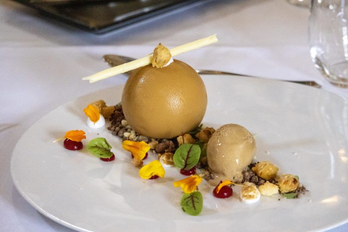 Une nouvelle saison, une nouvelle histoire culinaire à découvrir au Château d’Urspelt ✨